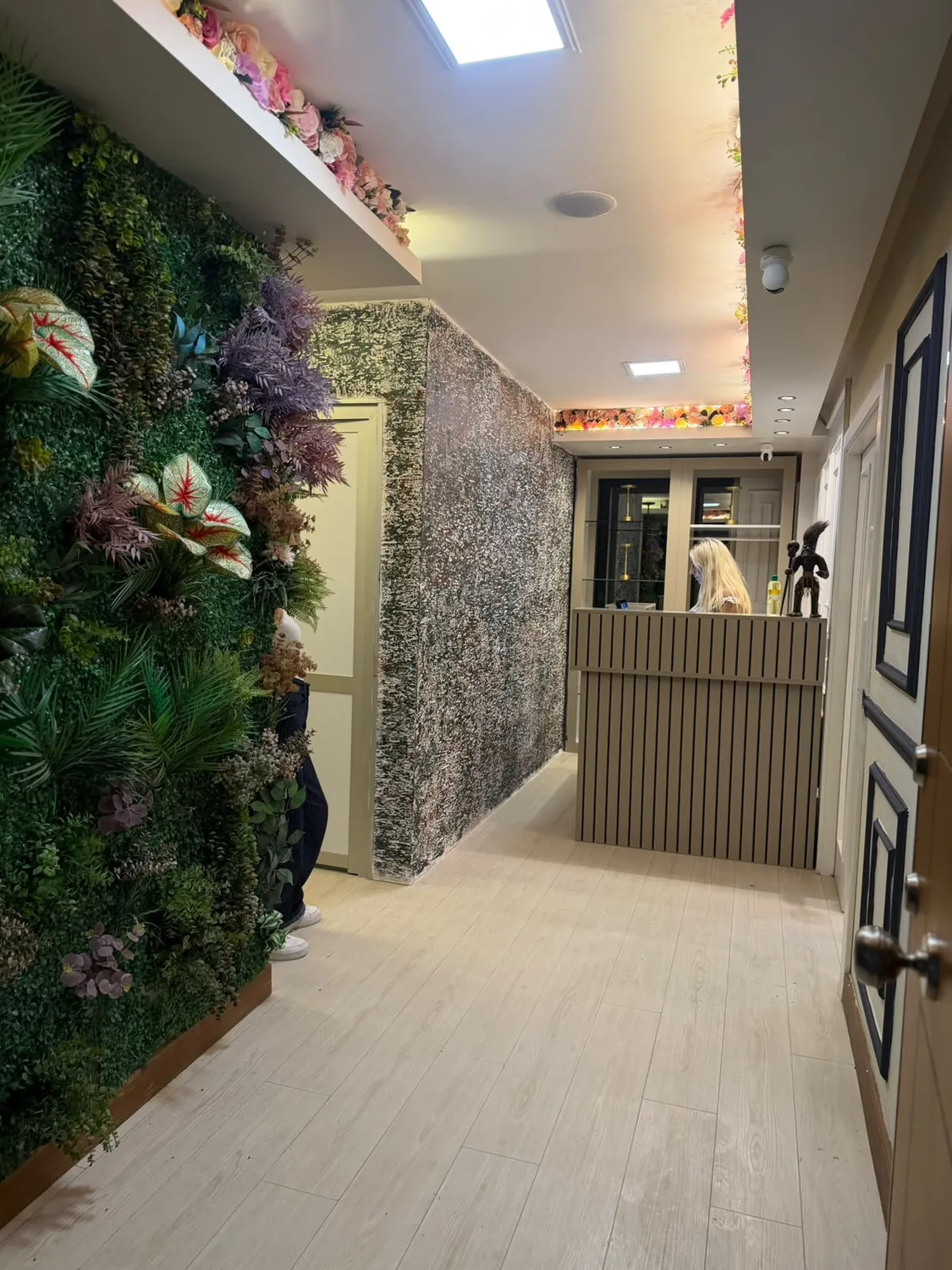 Dadı Spa yeşil geçiş ve iç mekân alanı
